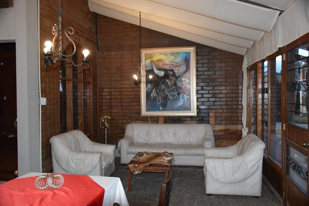 Hosteria Rosa Blanca Puembo Exteriör bild