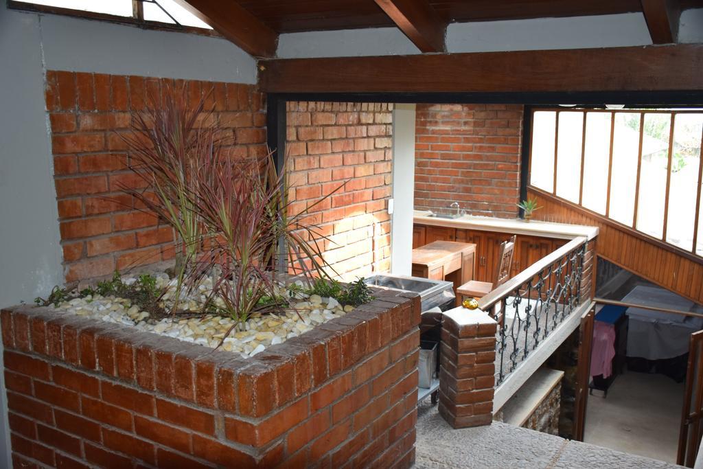Hosteria Rosa Blanca Puembo Exteriör bild